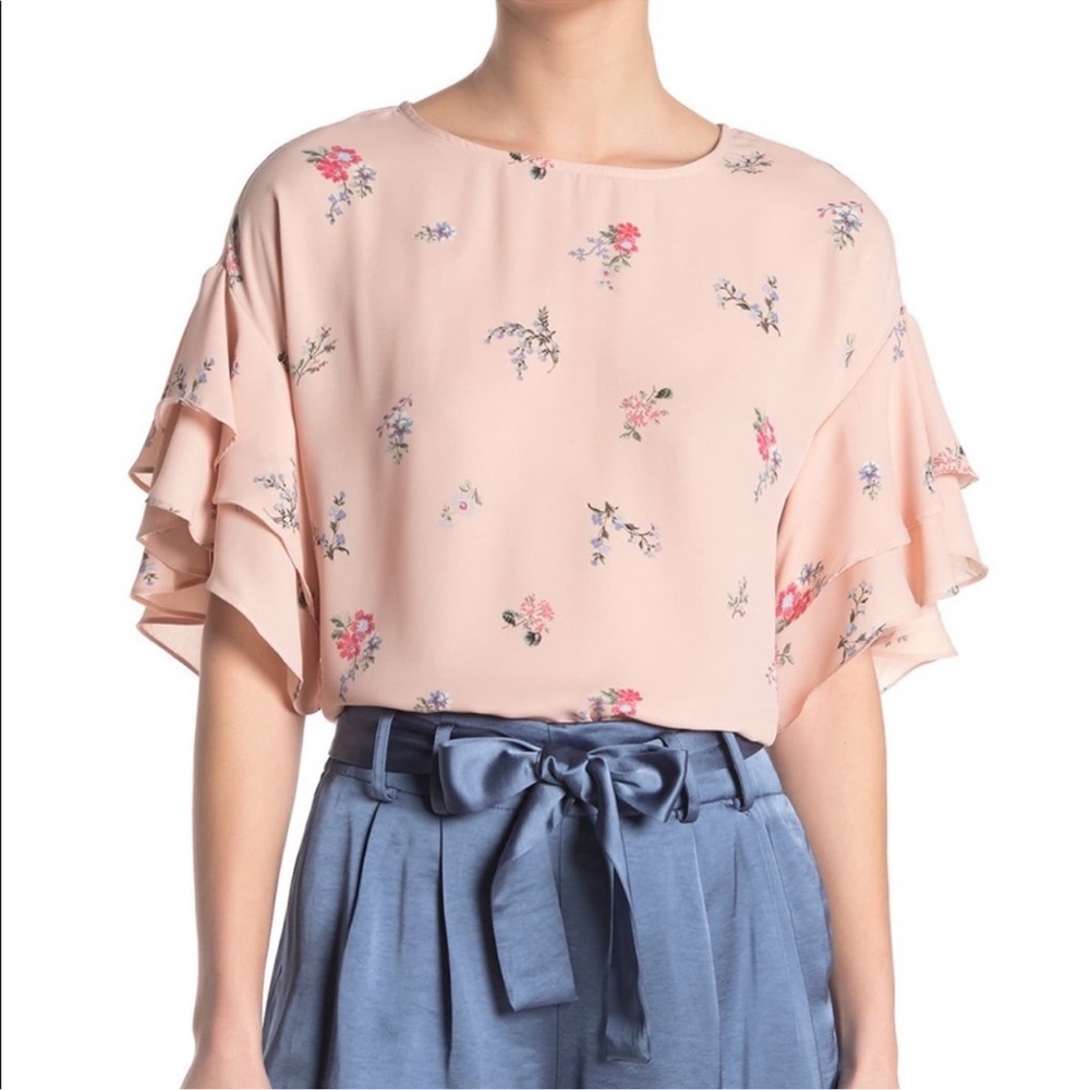 Vince Camuto Peach-bell Floral Tiered Ruffle Sleeve Top - New With Tag - Reemoly